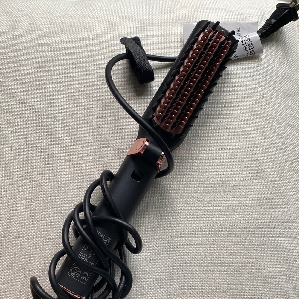 straightening brush